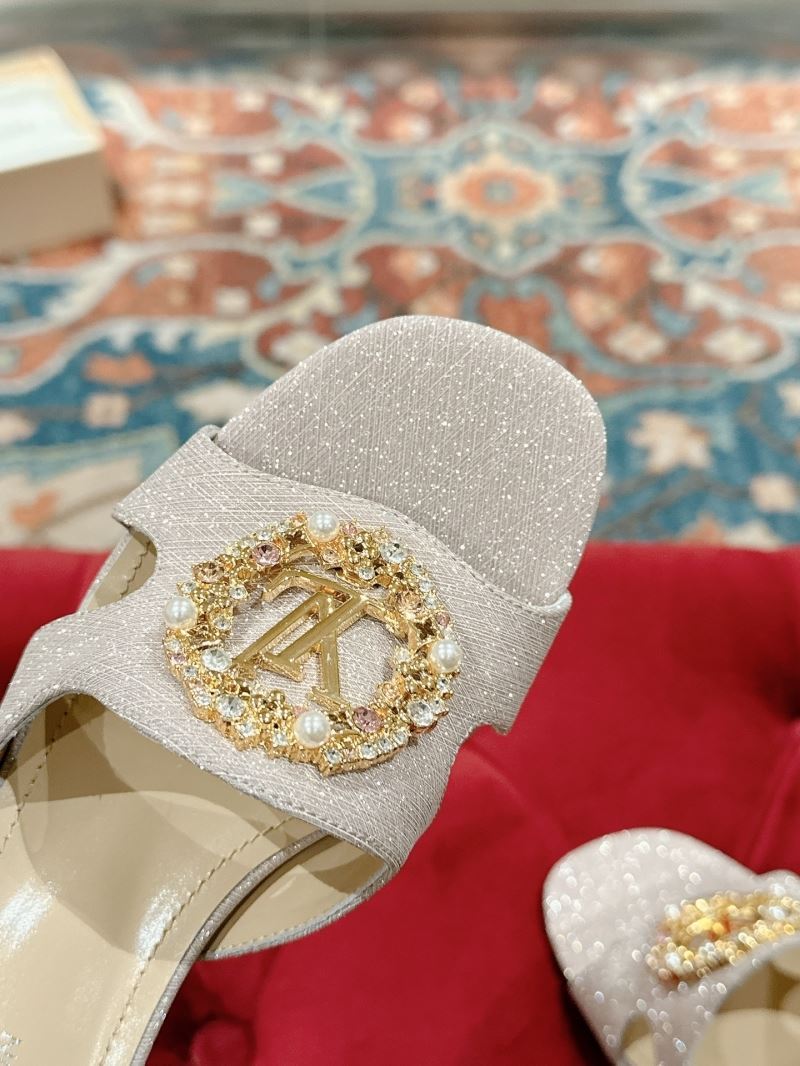 Louis Vuitton Slippers